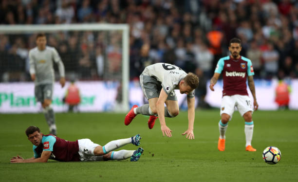 在他的连续 在他的连续